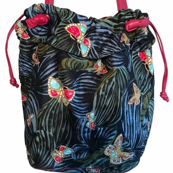 Bottega Veneta Handbags - 70's Bottega Veneta Butterfly Bag 🦋